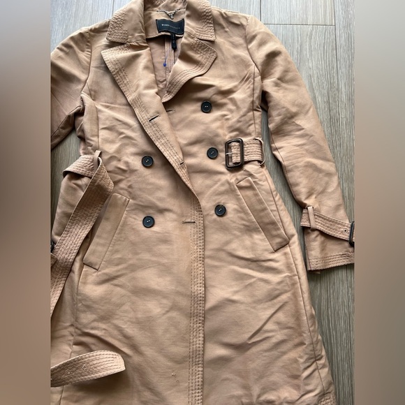 BCBG Maxazria Women's Camel Trench Coat Size small - Picture 2 of 6